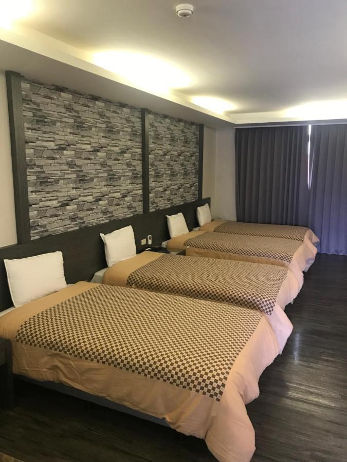 Carnival Motel Тайбей Екстер'єр фото