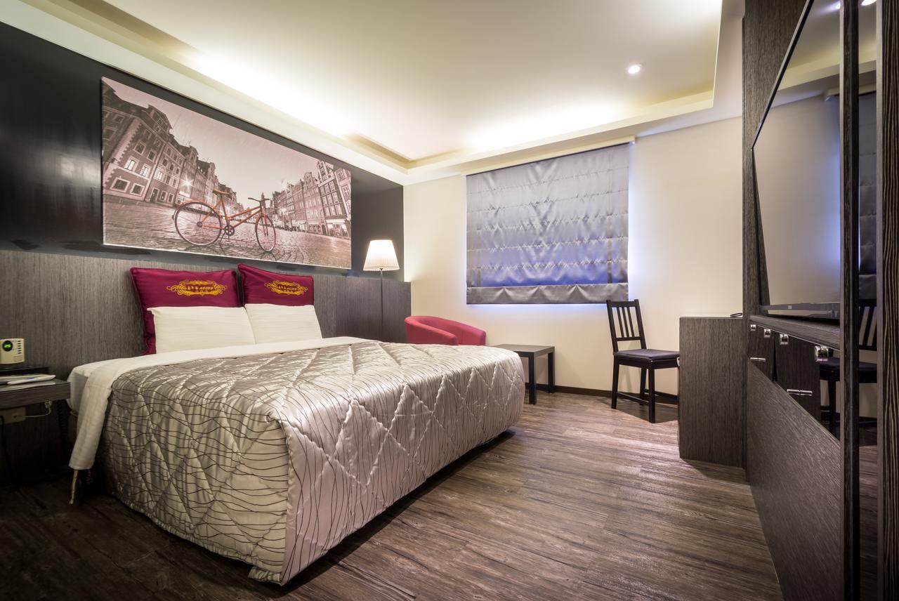 Carnival Motel Тайбей Екстер'єр фото