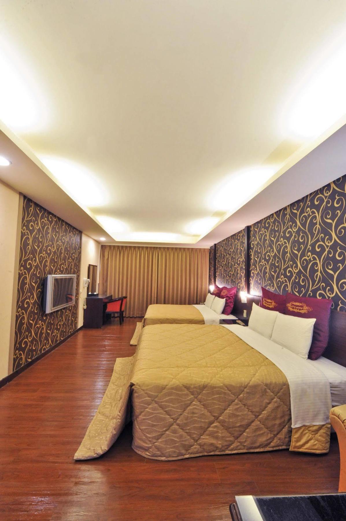 Carnival Motel Тайбей Екстер'єр фото