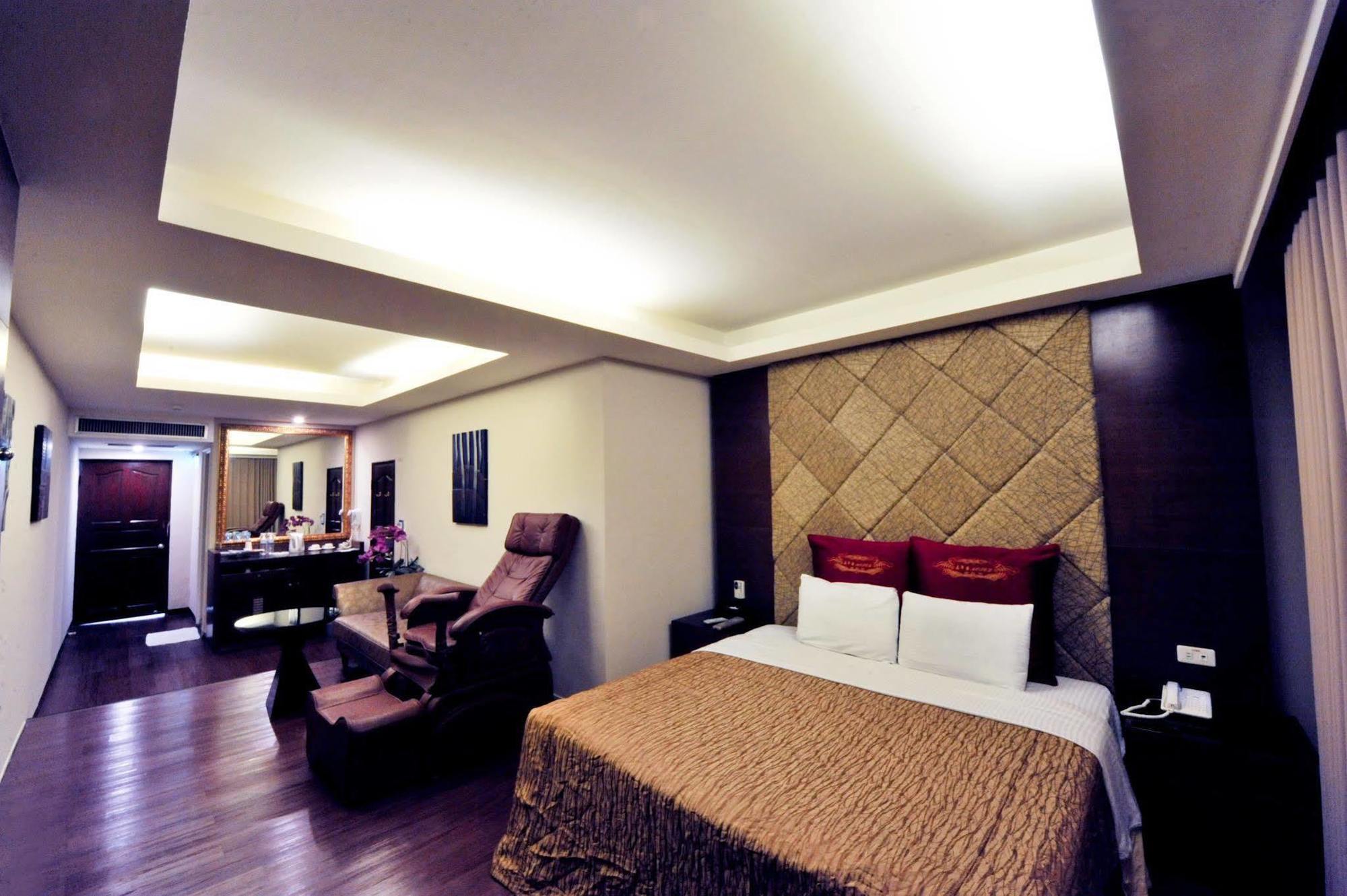Carnival Motel Тайбей Екстер'єр фото