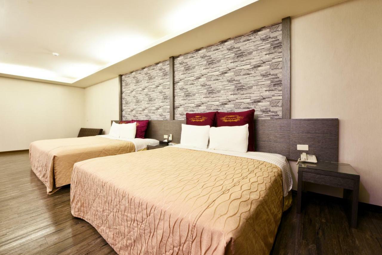 Carnival Motel Тайбей Екстер'єр фото